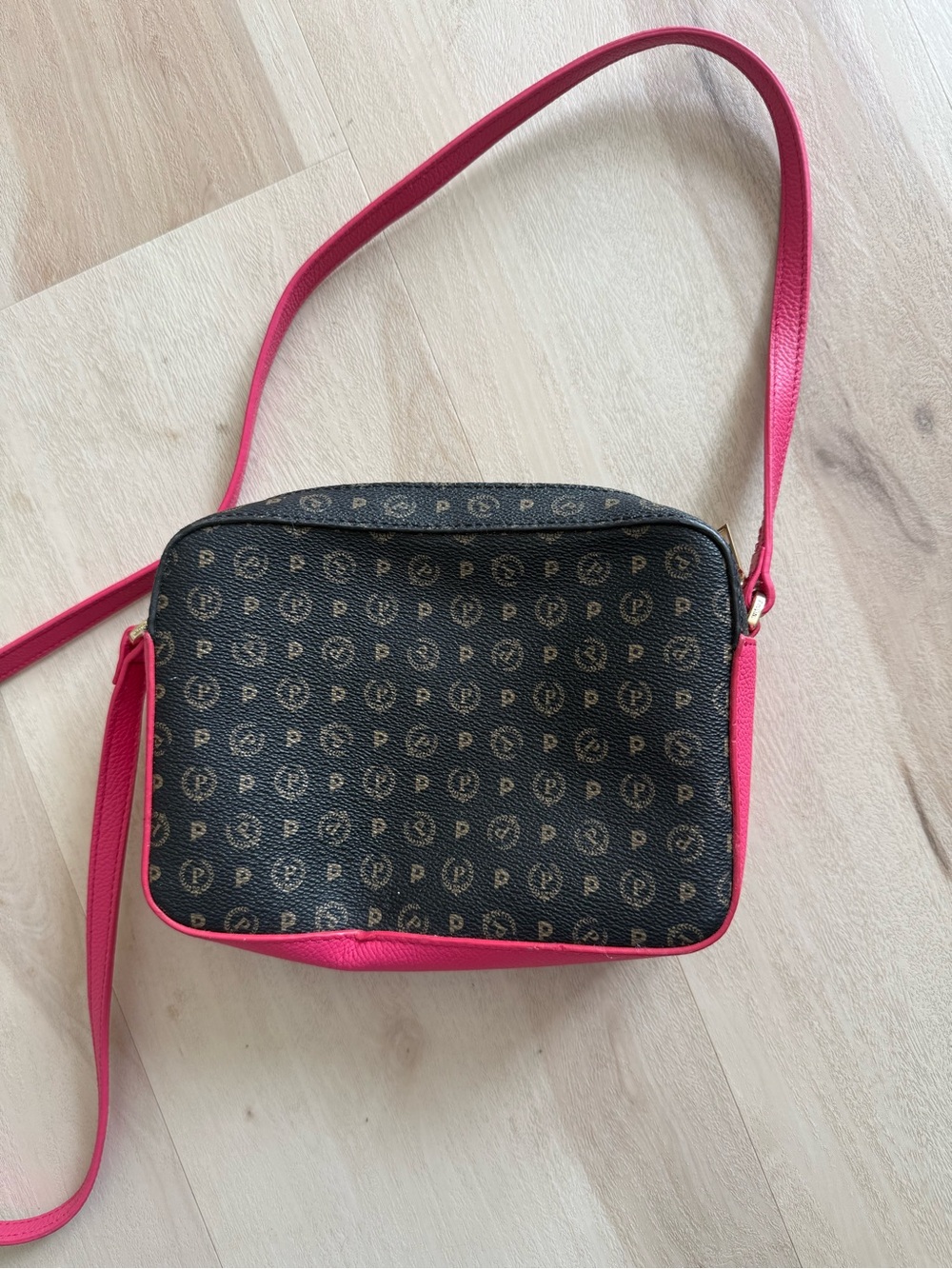 Authentic Vintage Pollini Crossbody Bag